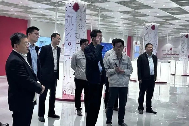 省委改革辦專職副主任張旭東一行到九游会·j9官方考察調研